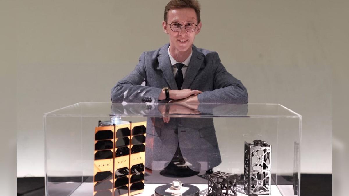 tanar humulesti inventie motoare pentru nanosatelitii lui elon musk space x