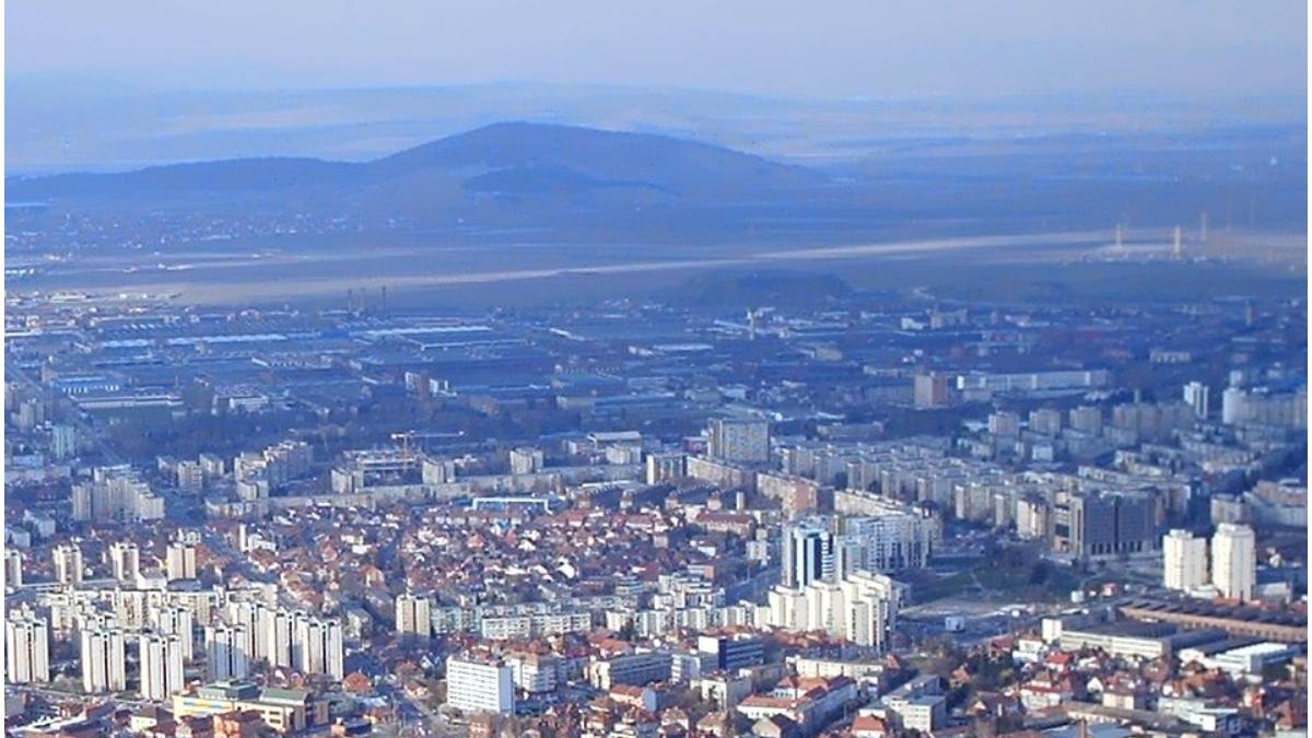 cum a reusit un brasovean sa cumpere o strada intreaga