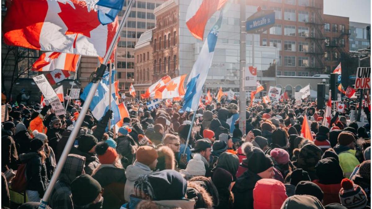 manifestatii anti masuri sanitare canada primarul stare urgenta ottawa
