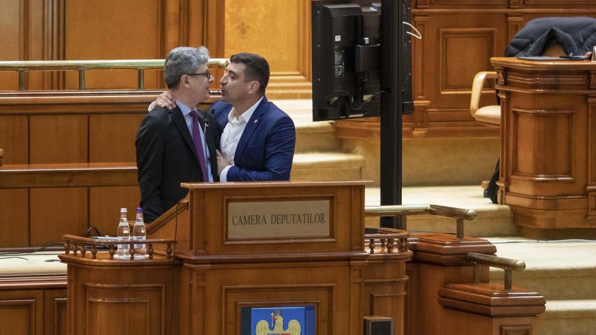 virgil popescu luat gat george simion tribuna parlamentului