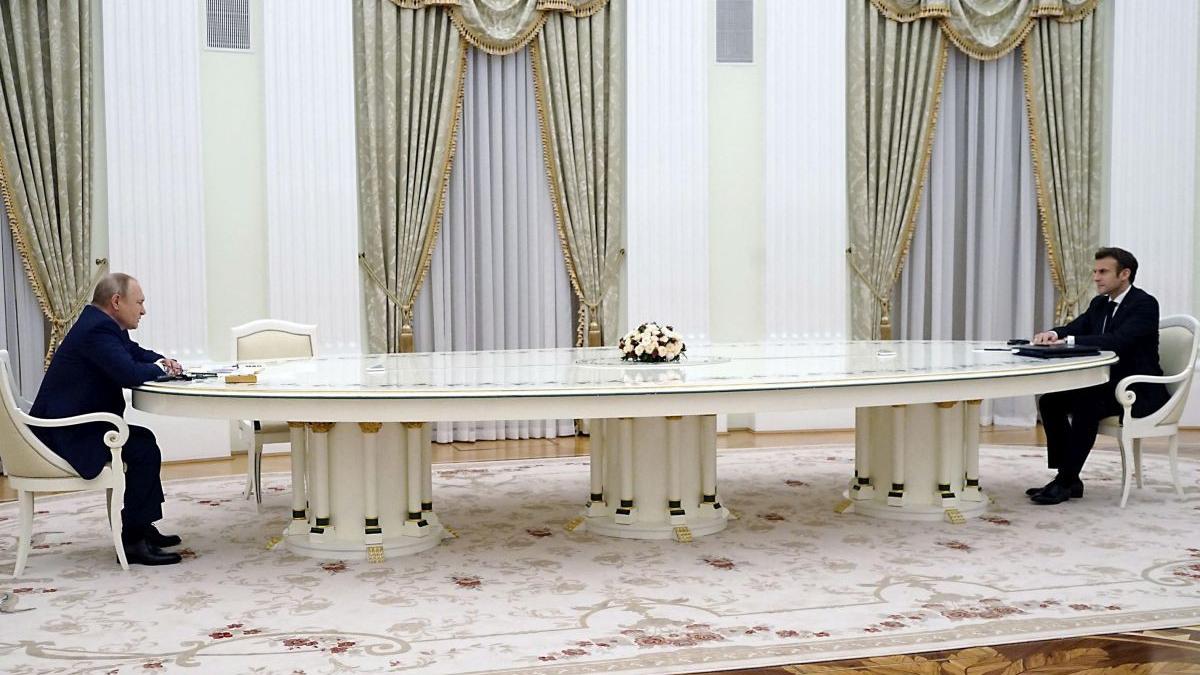 vladimir putin emmanuel macron discutie moscova