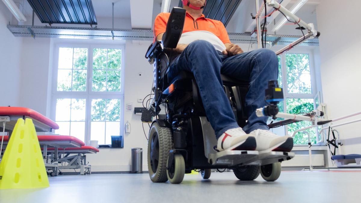 barbat paralizat coloana vertebrala sectionata accident motocicleta merge