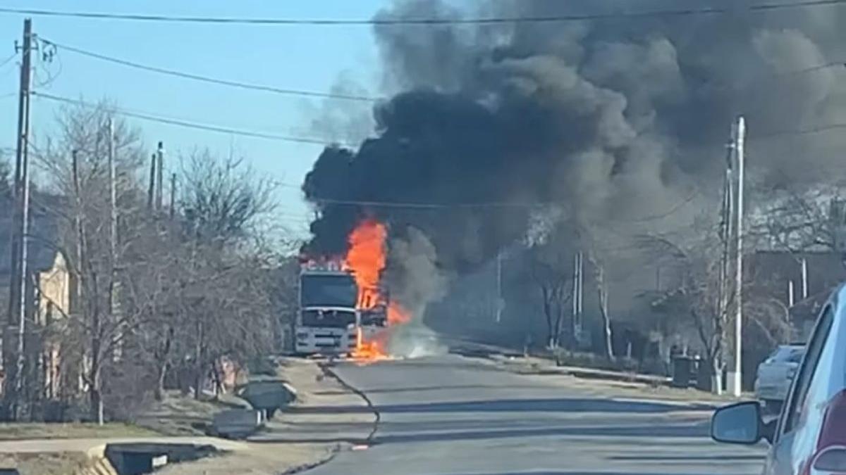 tir incarcat ingrasamant luat foc crevedia mare giurgiu pericol explozie