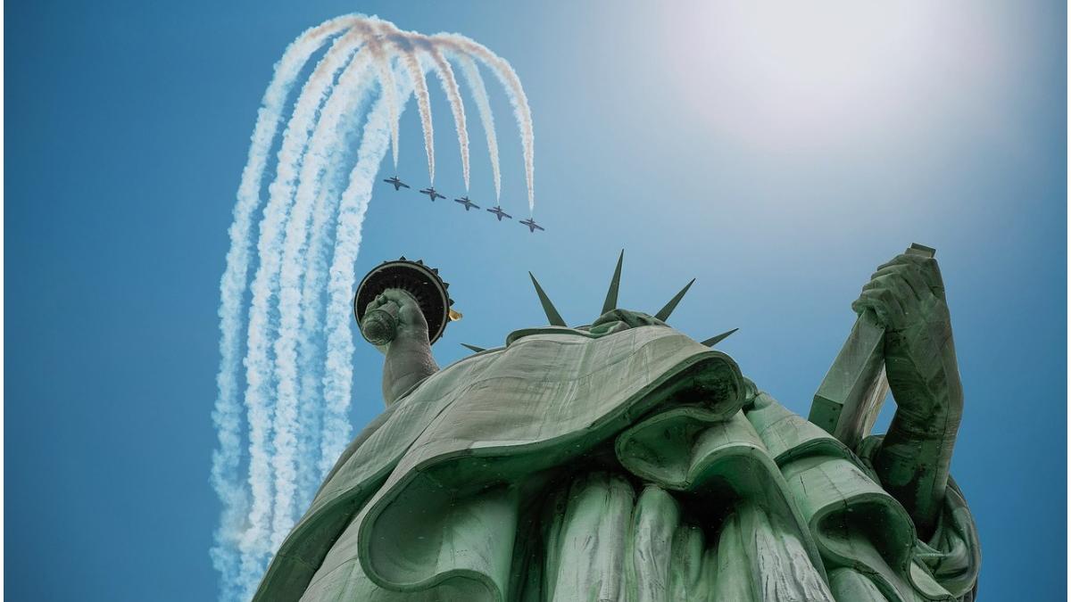 zbor direct romania new york