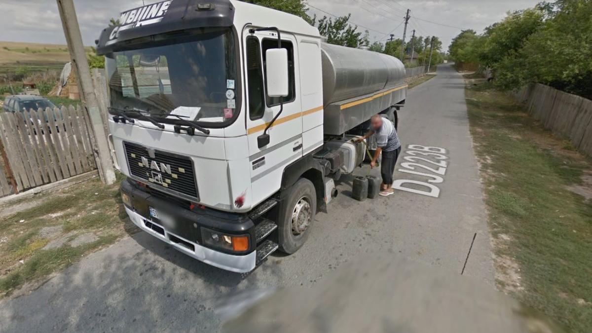 sofer roman tir viral tiktok prins masina google street view fura motorina
