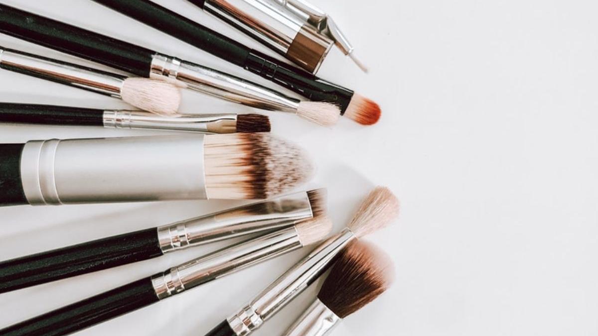 8 pensule machiaj orice femeie trebuie aiba