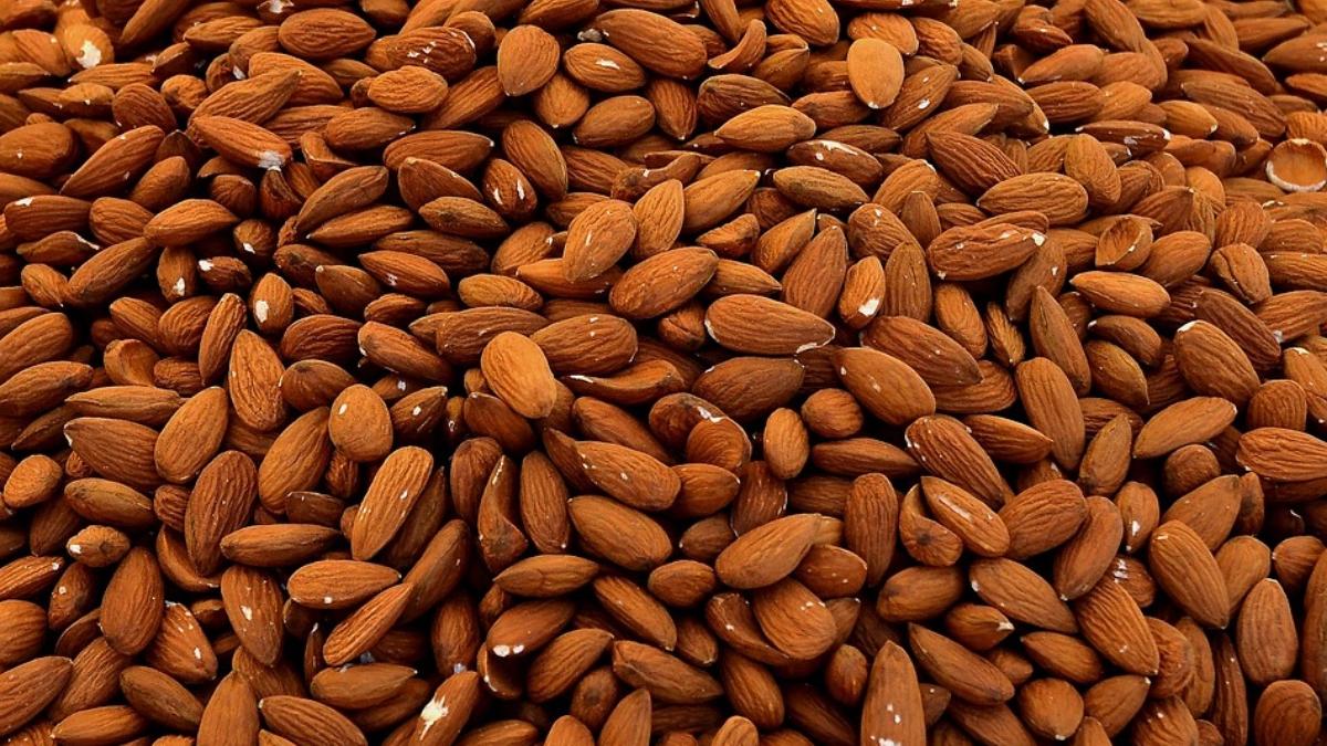 loturi migdale contaminate cianura retrase vanzare