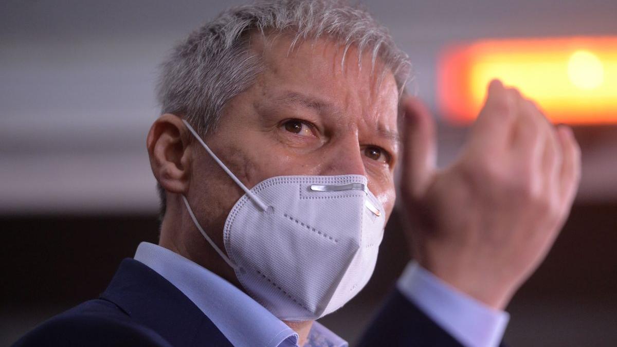 sute demisii usr dacian ciolos demisie presedinte