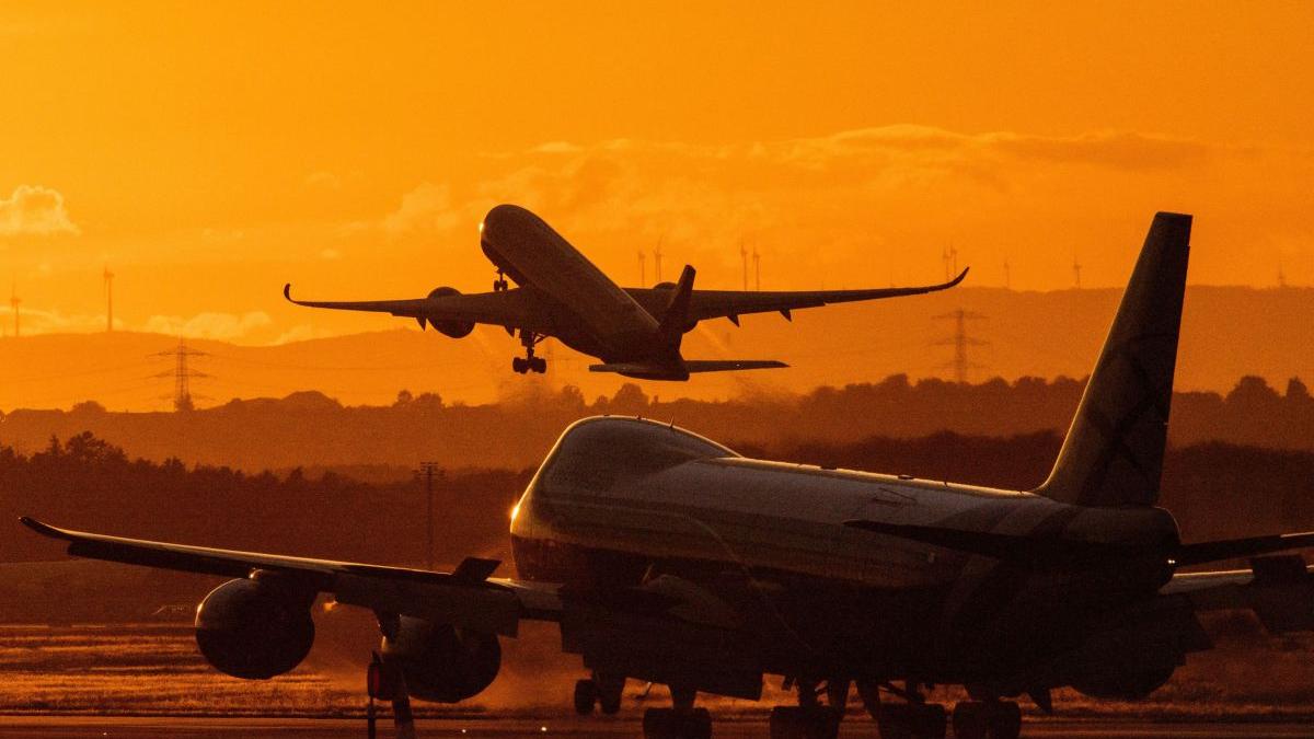 ucraina rusia bogatasi fuga razboi rinad ahmetov boris kolesnikov igor abramovici vadim novinski