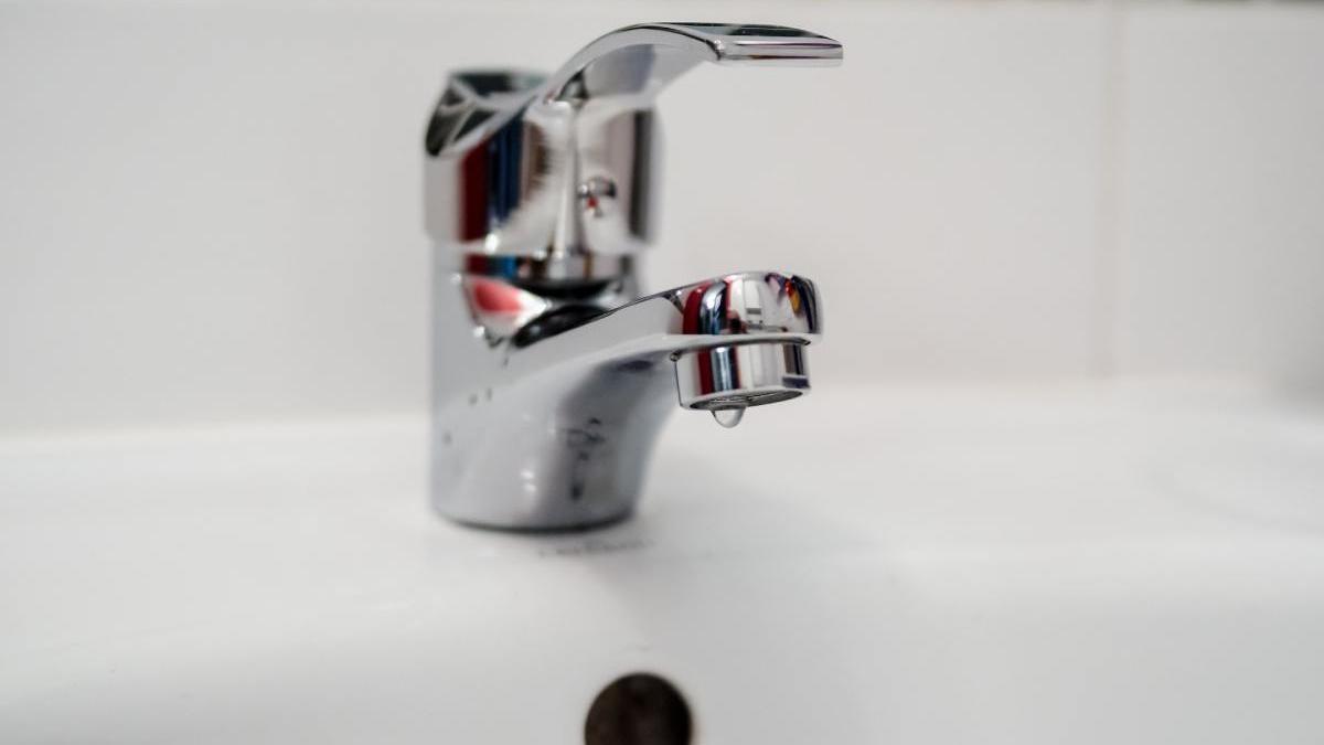 oras apa avarie 50 000 oameni afectati