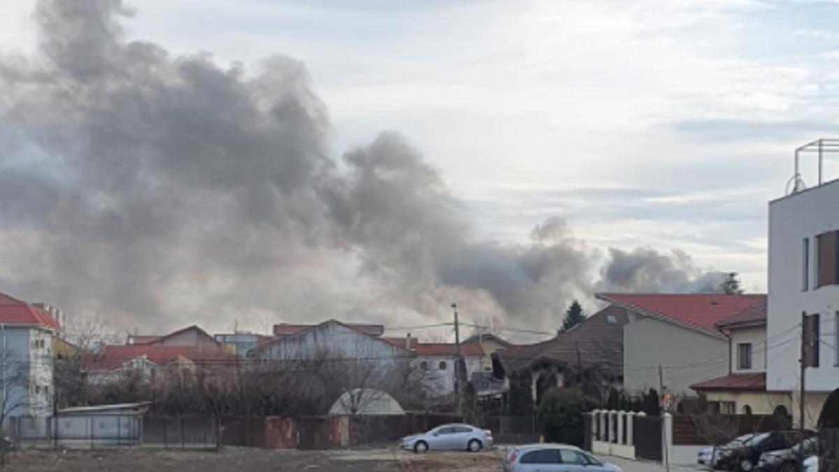 incendiu atelier auto prelungirea ghencea bucuresti