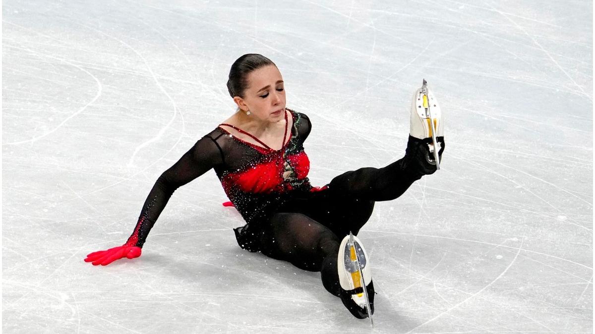 kamila valieva ratare podium olimpic patinatoare rusa cazut plans hohote