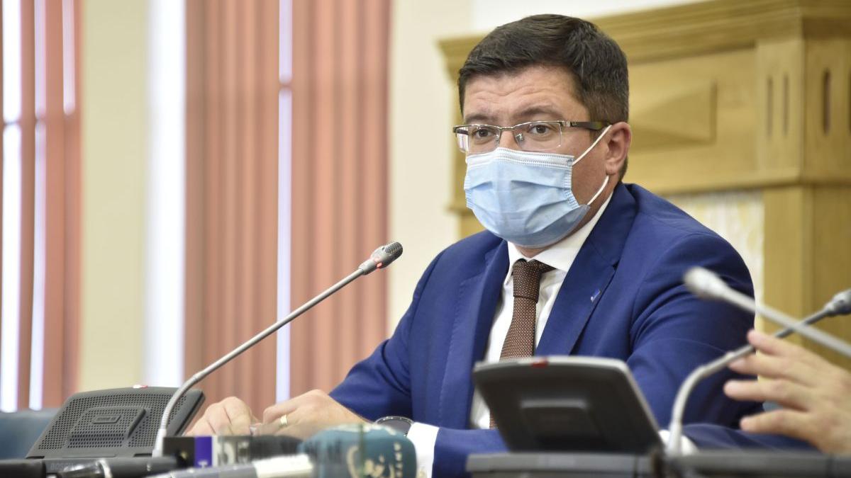 costel alexe fost ministru anchetat procurori dna abuz in serviciu