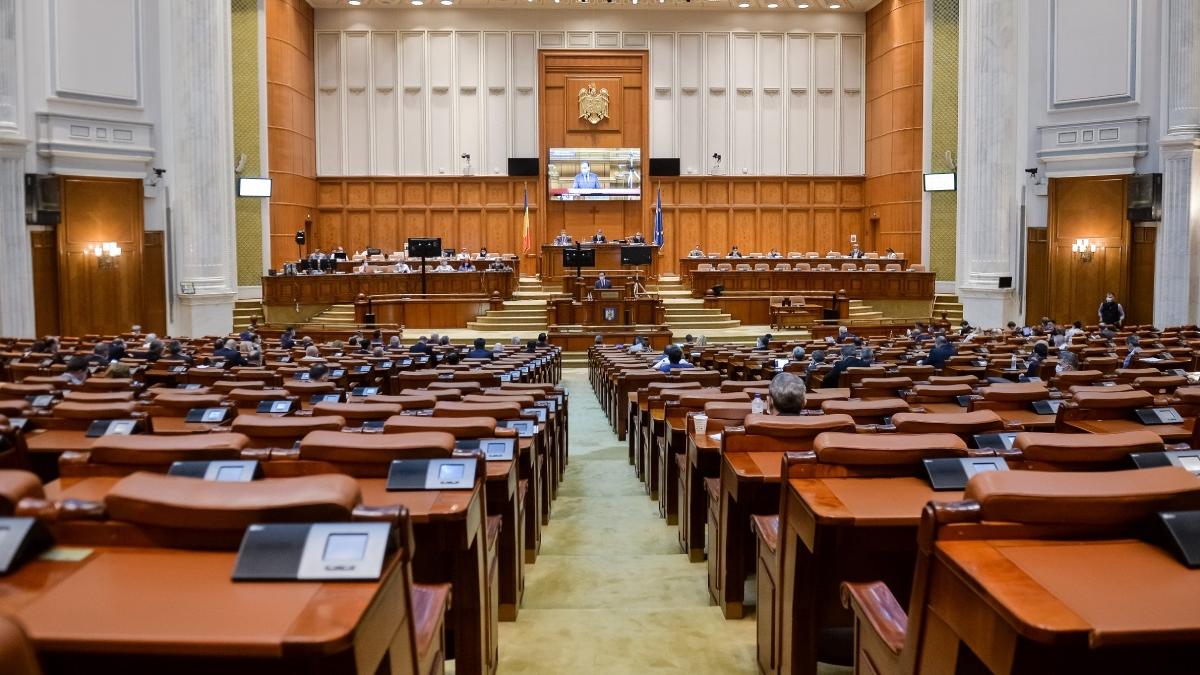 deputati au aprobat proiectul de desfiintare siij