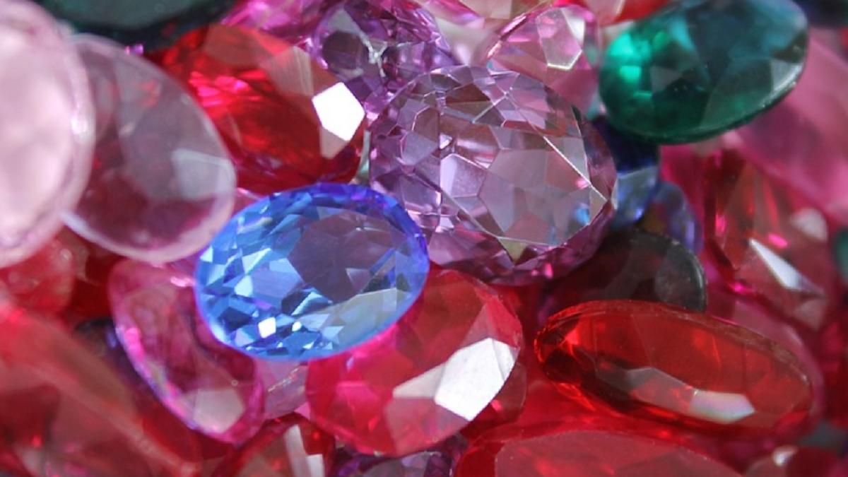 planeta wasp 121b ploua cu rubine si safire