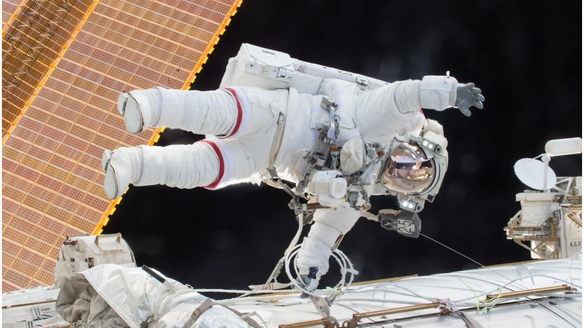 16 romani selectati etapa proces agentia spatiala europeana recrutare astronauti