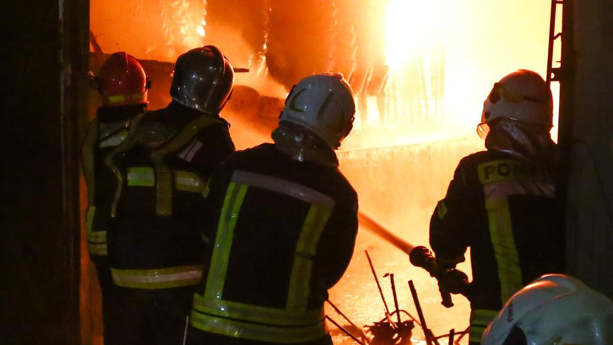 incendiu hala bragadiru comuna cornetu