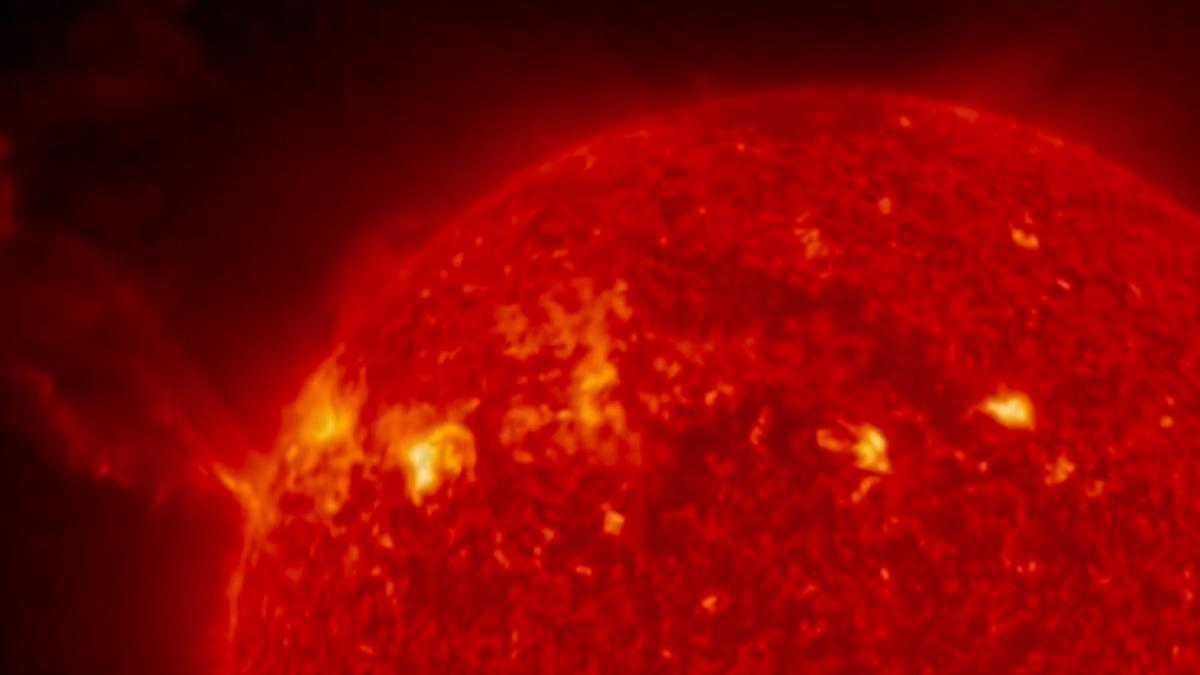 cea mai mare explozie solara imagini nasa