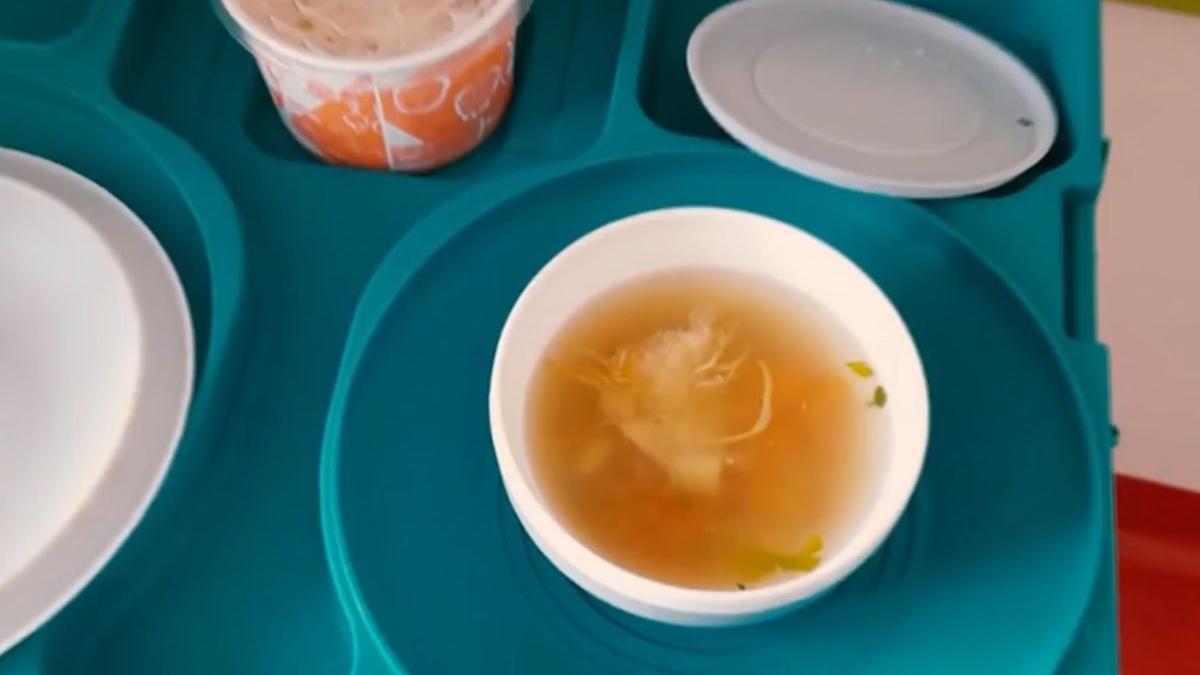 supa pui pene mancare tanara mamica spital baia mare