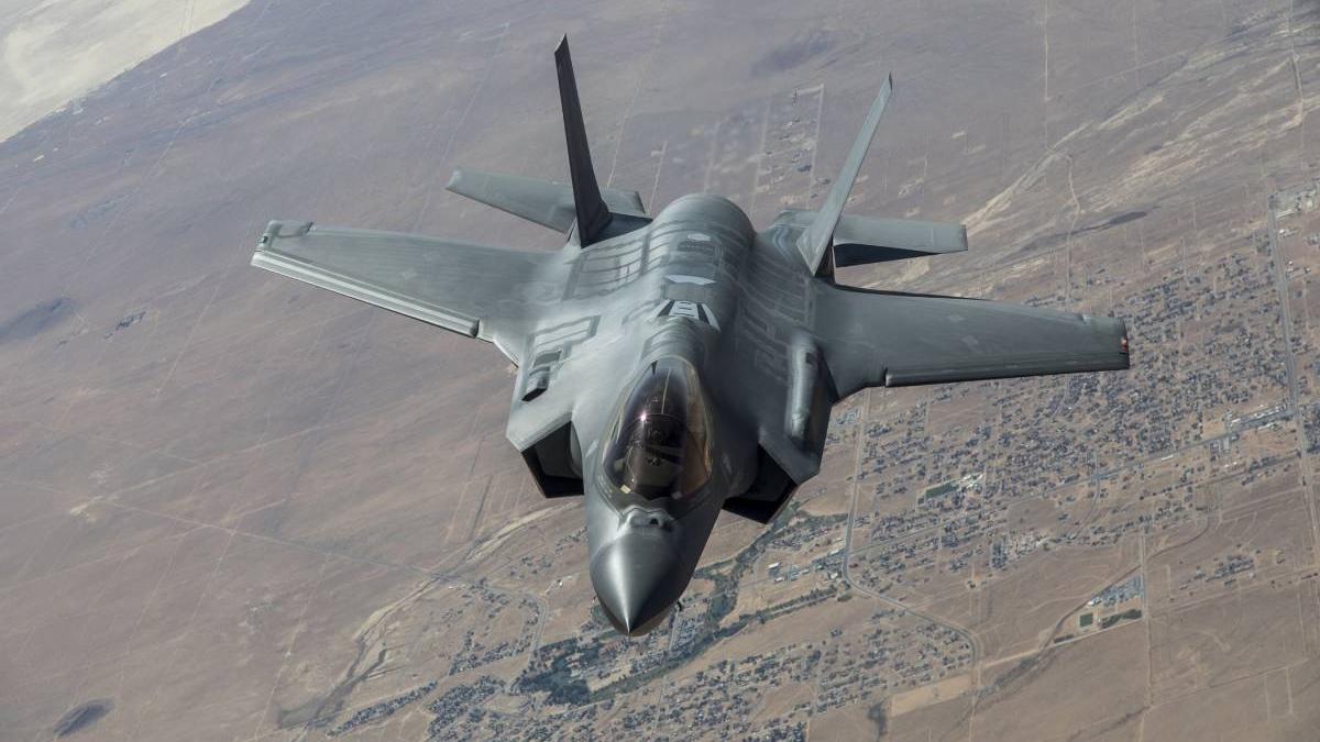 sua trimita doua avioane f 35 romania