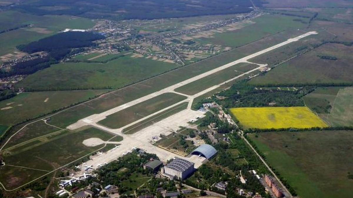 volodimir zelenski rusia razboi ucraina aeroport kiev gostomel
