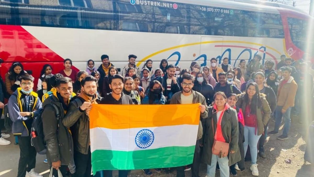 india repatriere studenti ucraina romania avioane charter air india sambata aeroport otopeni