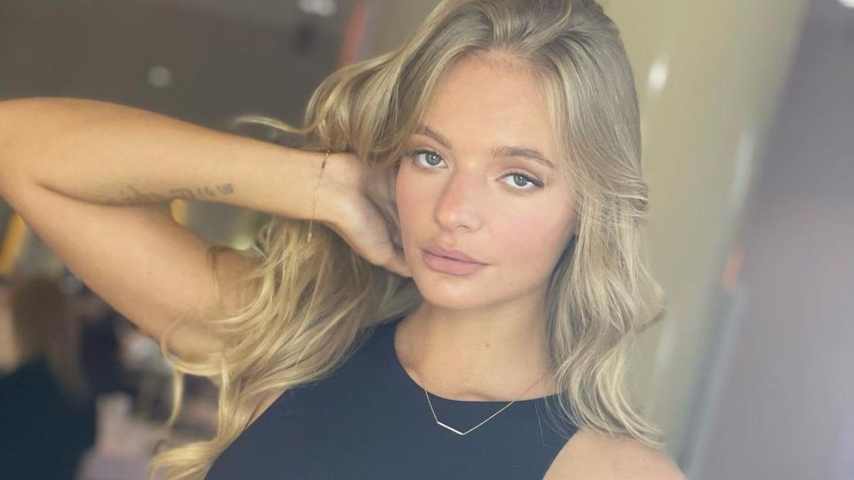 fiica purtator cuvant vladimir putin postat slogan anti razboi instagram