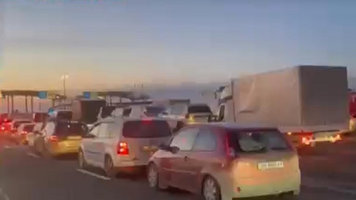 cozi uriase vama nadlac ucraineni bombardamente ucraina