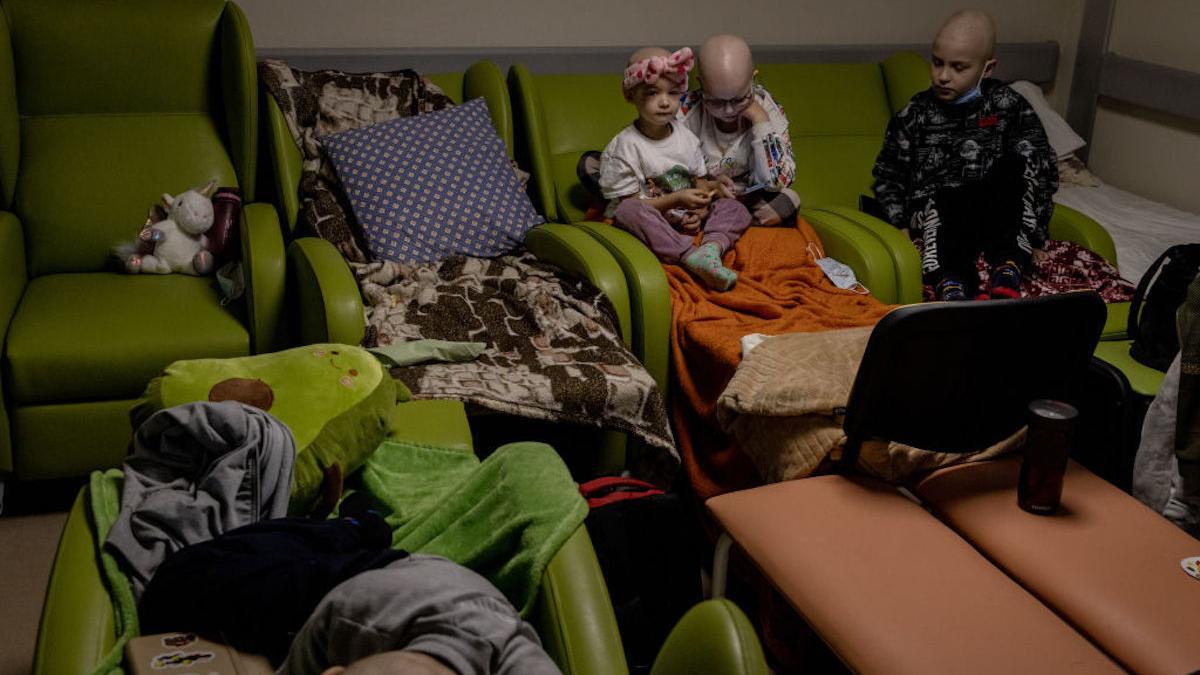 video emotionant copiii bolnavi cancer supravietuiesc buncar