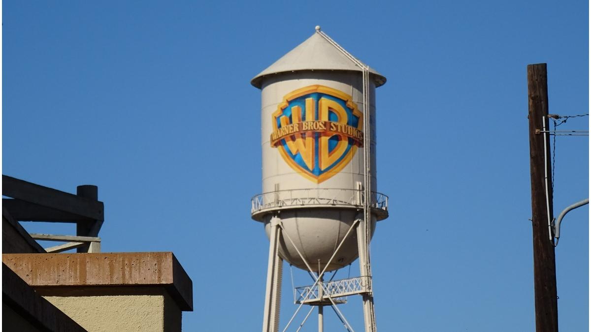walt dinsney warner bros suspenda proiectii filme cinematografe rusia