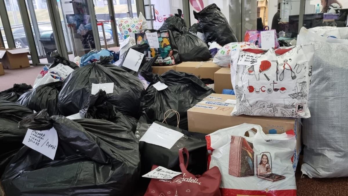 bucurestenii donat 3 tone produse refugiati ucraina centru arena nationala