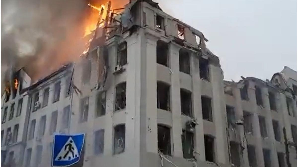 centrul harkov bombardat politie universitate flacari