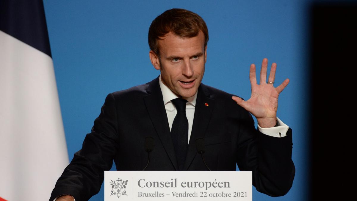 emmanuel macron invazie ucraina vladimir putin alegere razboi