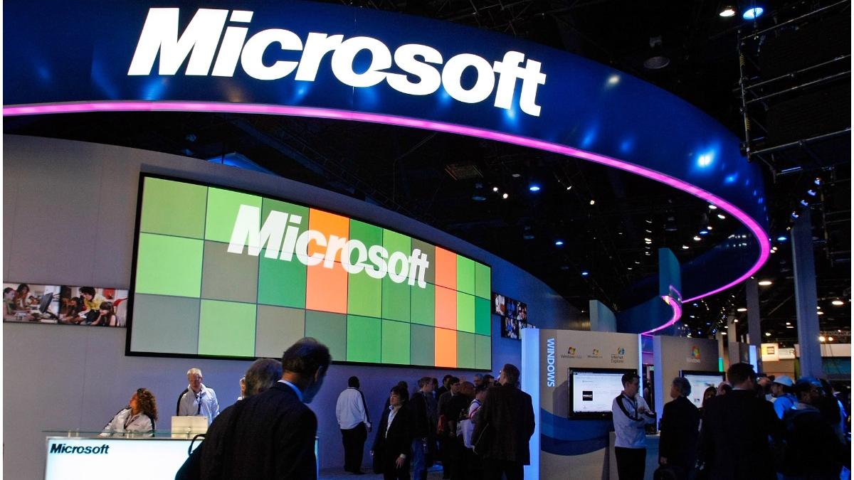 microsoft suspendare activitati rusia sanctiuni occident inasprire