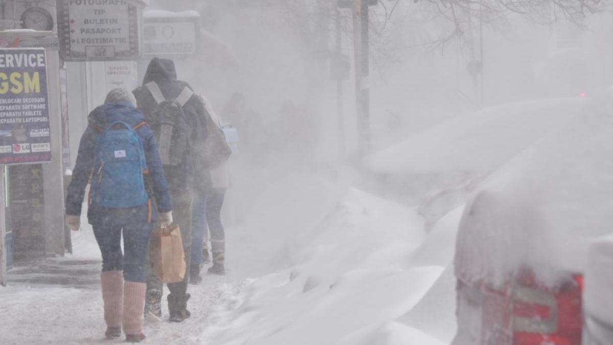 informare meteo ninsoare 6 8 martie 2022