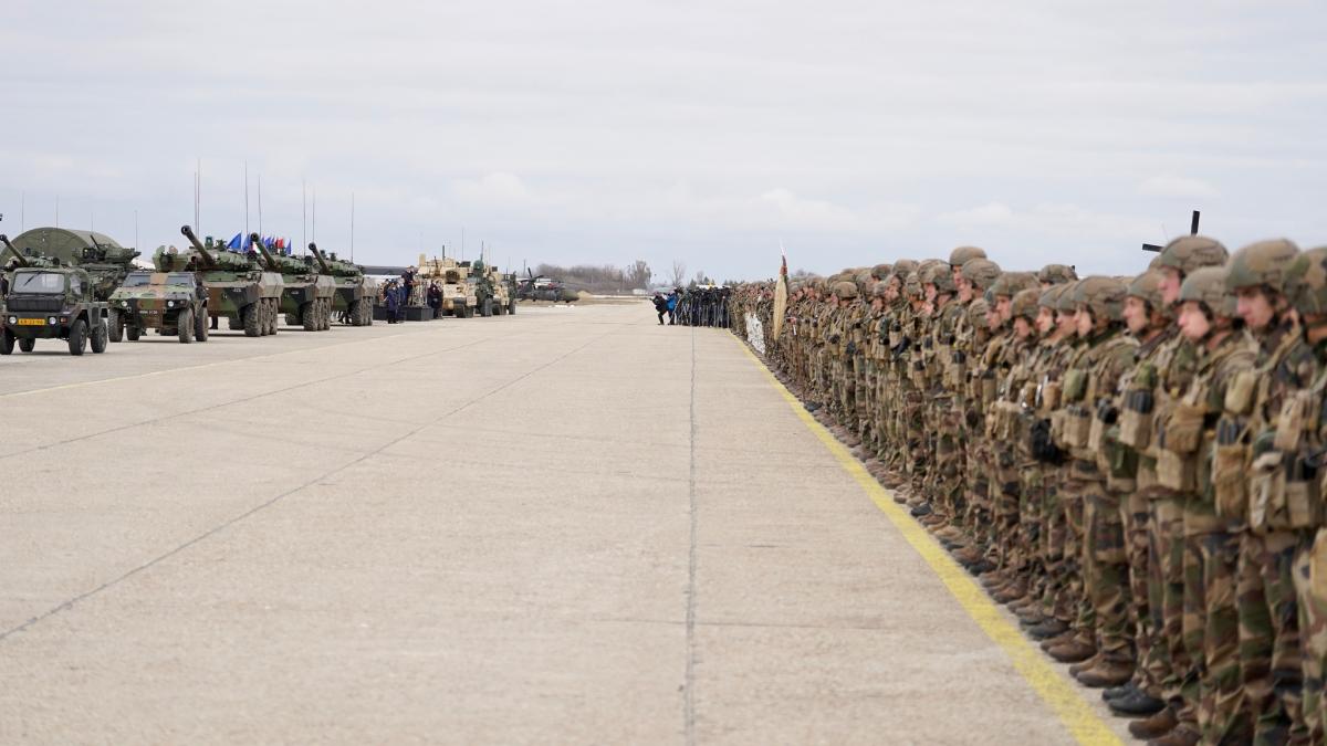 barbatii chemati razboi armata eugen badalan proiect lege