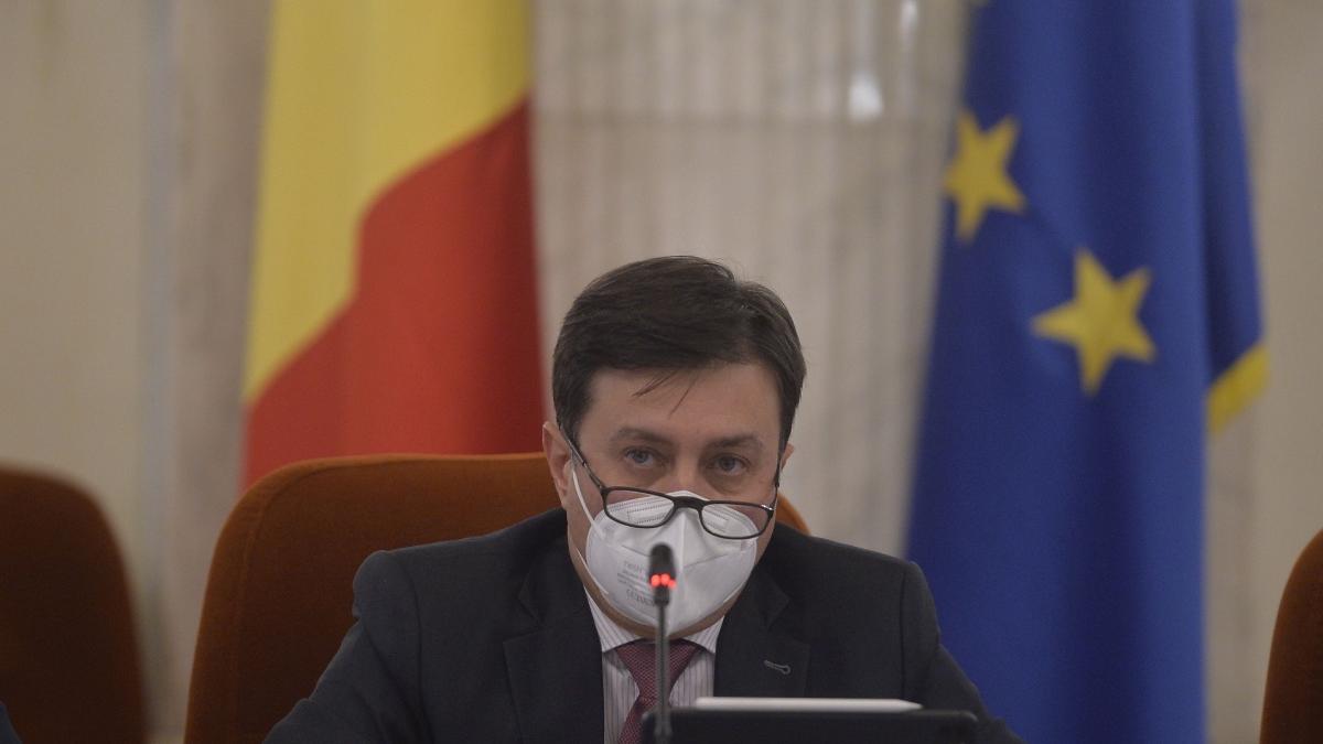 ministrul economiei specula benzinarii responsabilii trasi la raspundere