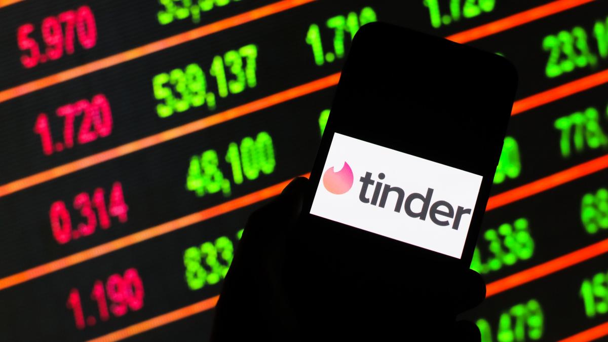 utilizatori tinder putea verifica antecedente penale compatibilitati sua