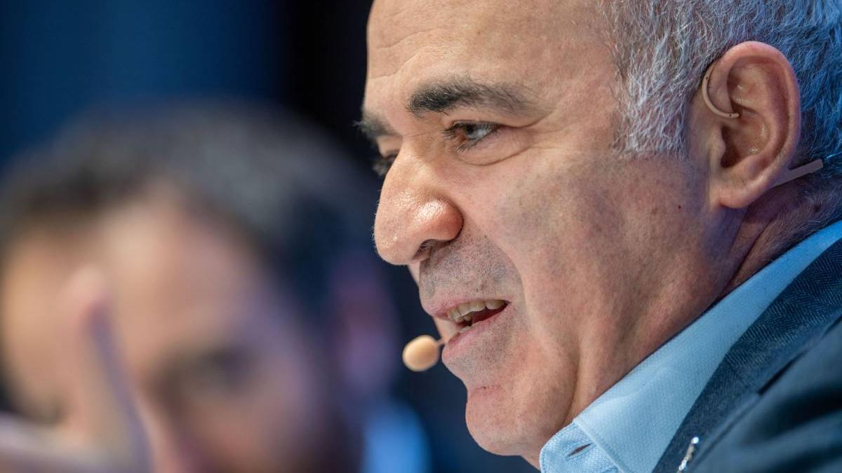 garry kasparov intelegere sua rusia