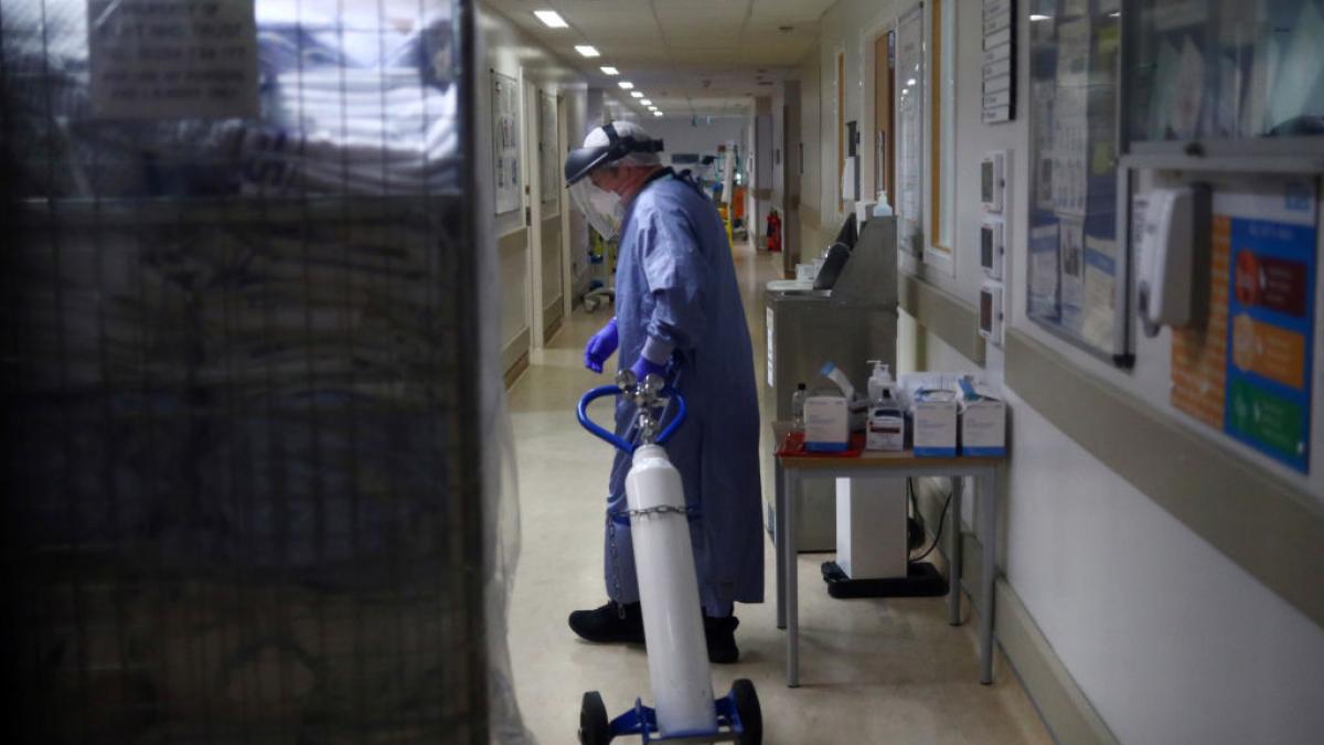 covid 19 intoarce valul 6 creste numarul cazuri europa si in china