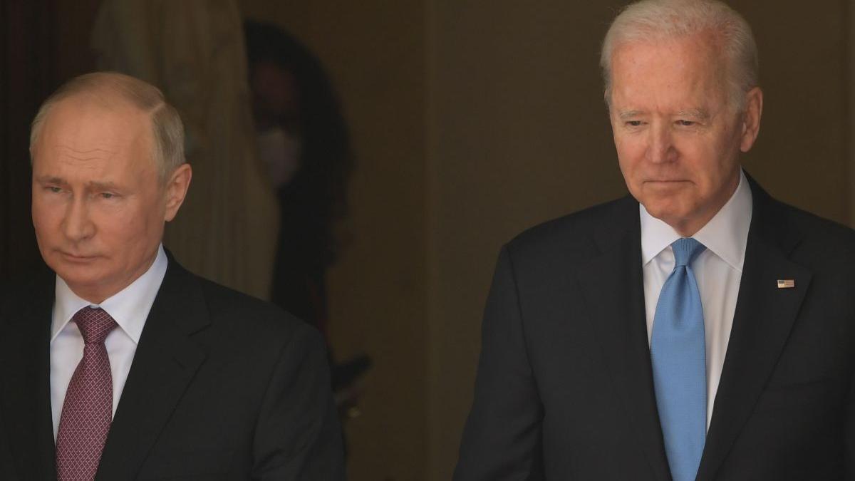 joe biden vladimir putin criminal de razboi