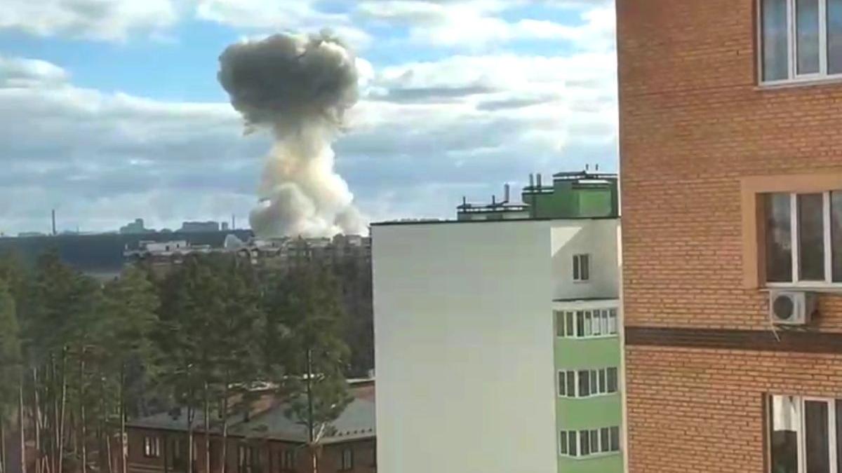 comandant nato richard shirreff atac arme chimice nucleare vladimir putin