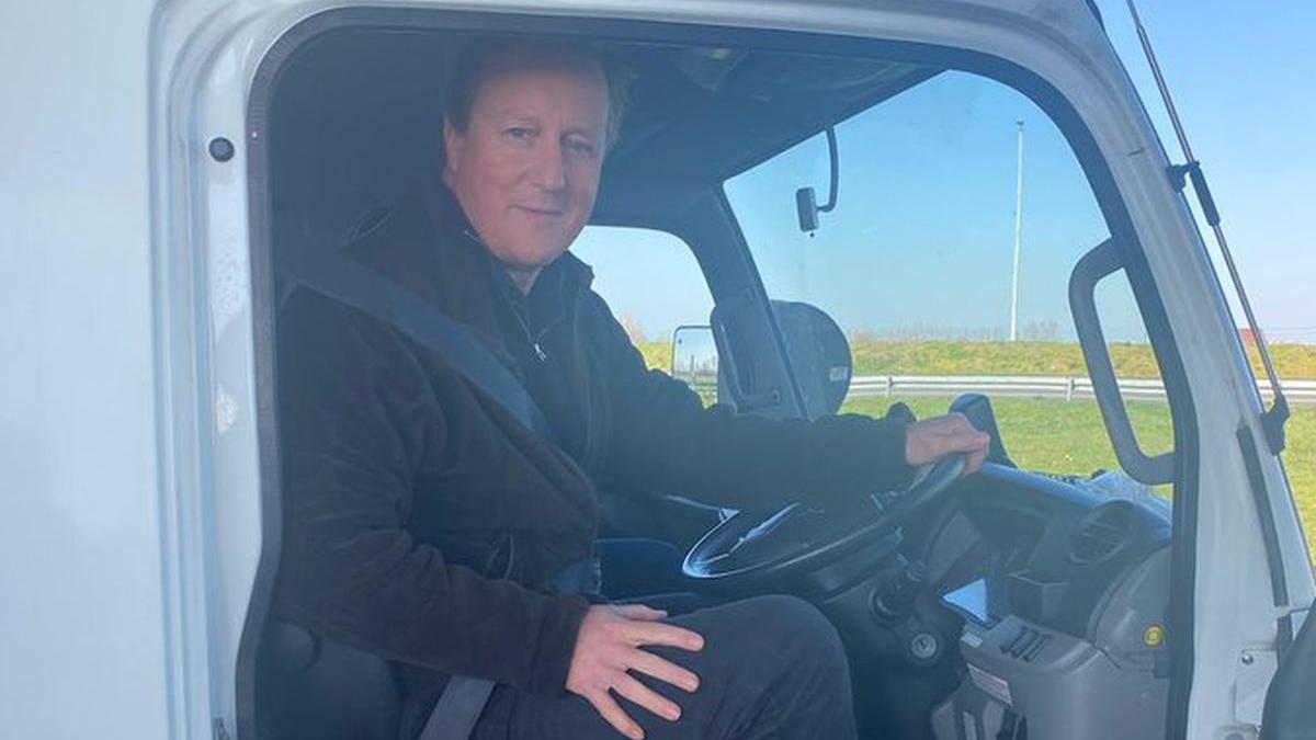david cameron camion ajutoare polonia marea britanie