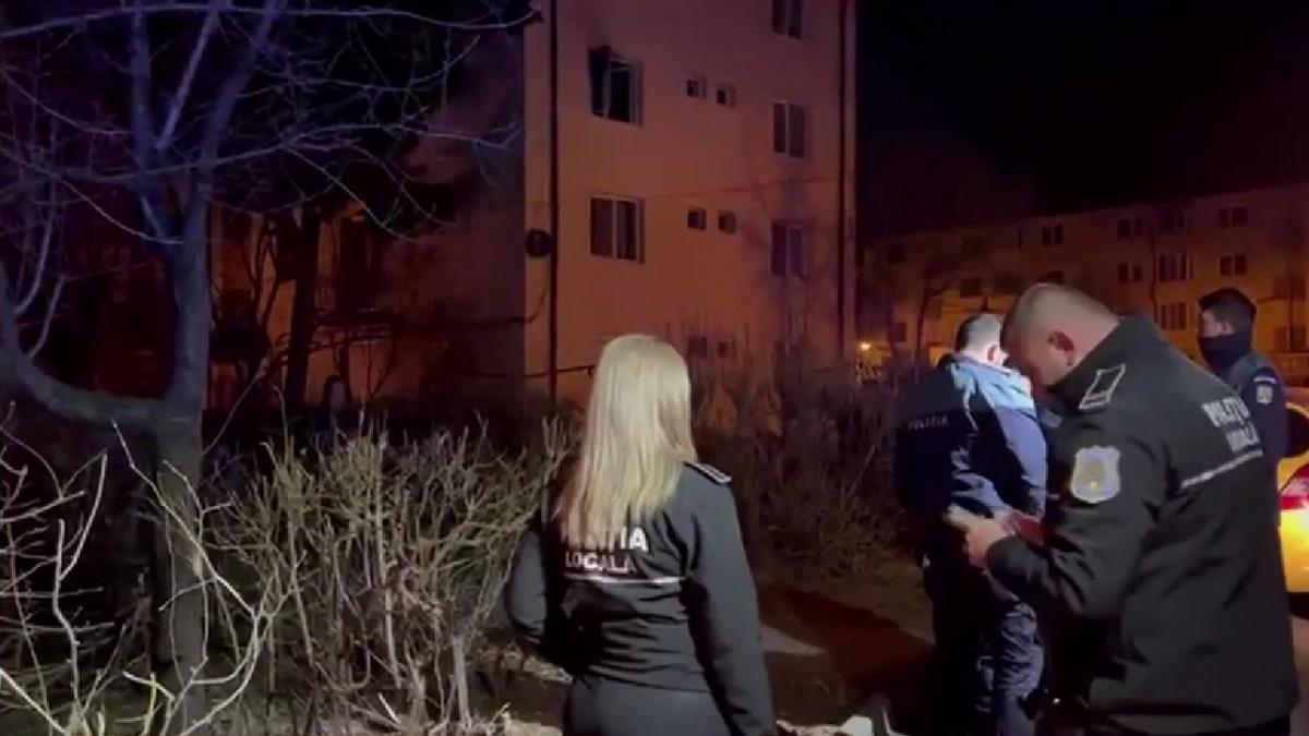 incendiu bloc baia mare politist apartament geam explozie