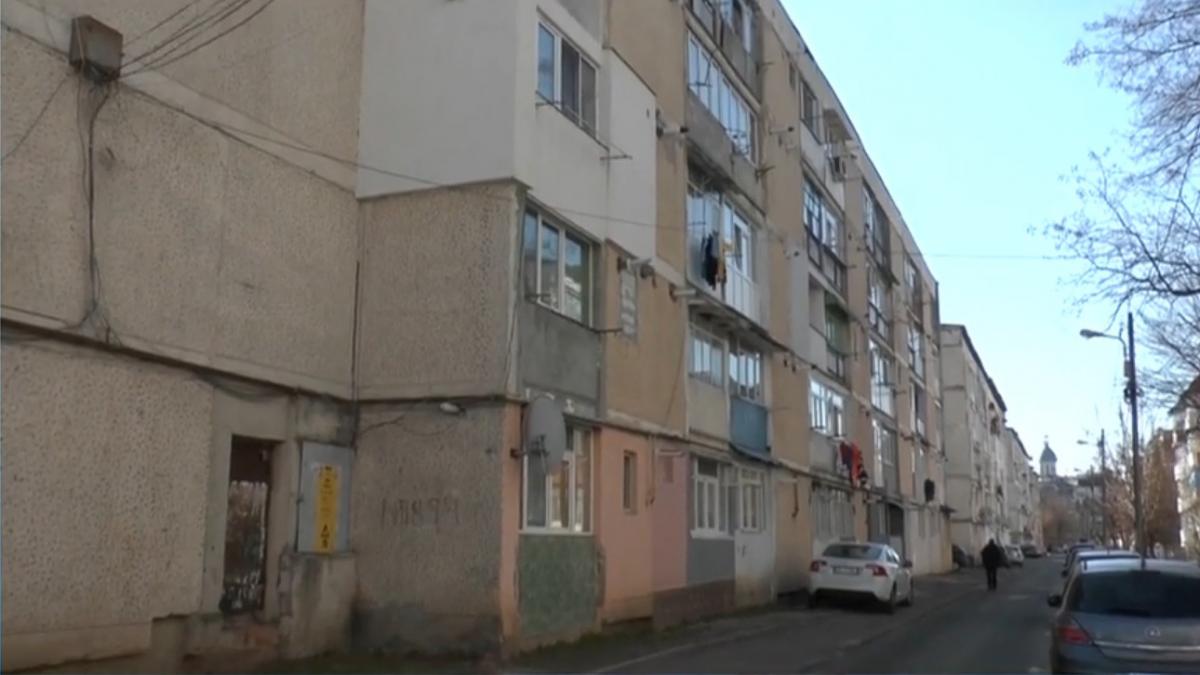 100 garsoniere neamt fara caldura vecin teava gaze incendiu