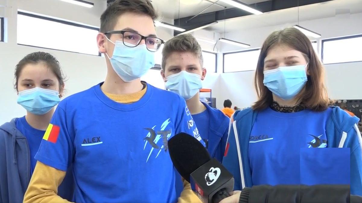 cinci medalii aur robotica elevi hunedoara