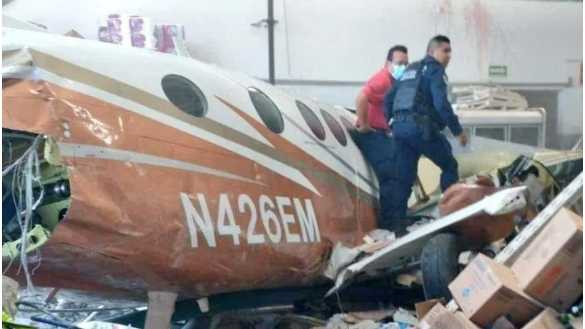 avion prabusit magazin mexic