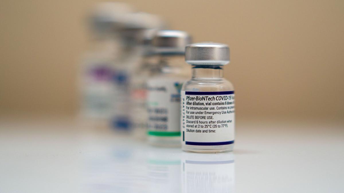 fda autorizare doza a patra vaccin pfizer biontech