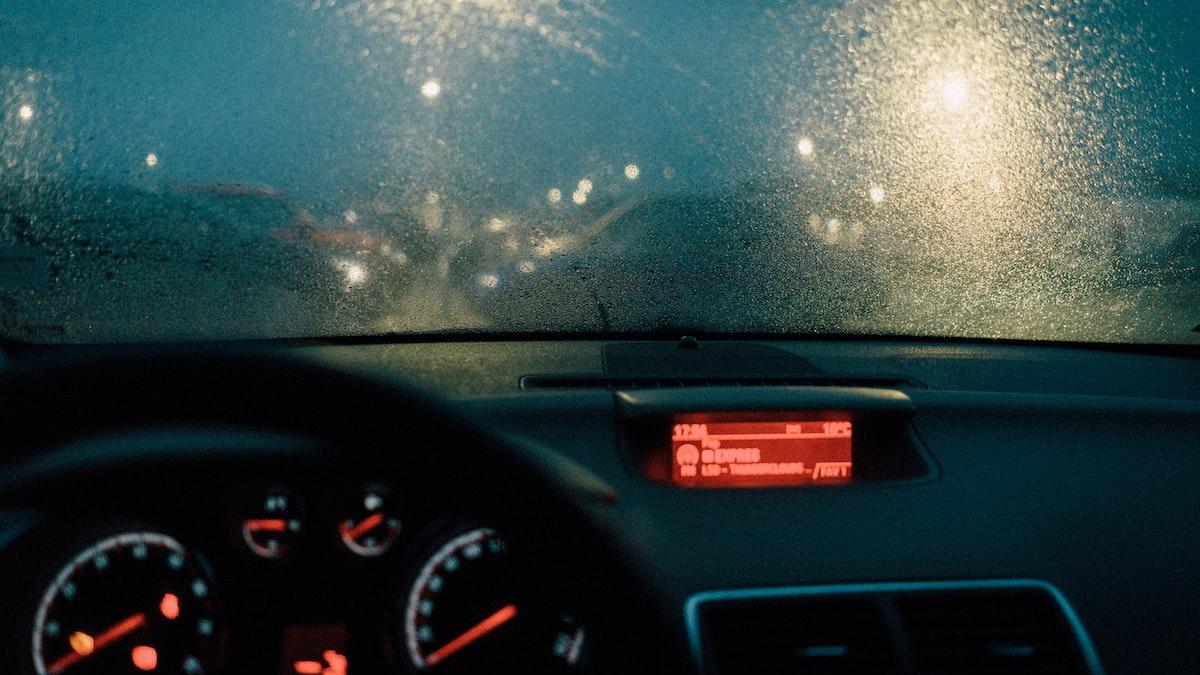 femeie ramas fara permis nu comis nicio ilegalitate politist bine sot