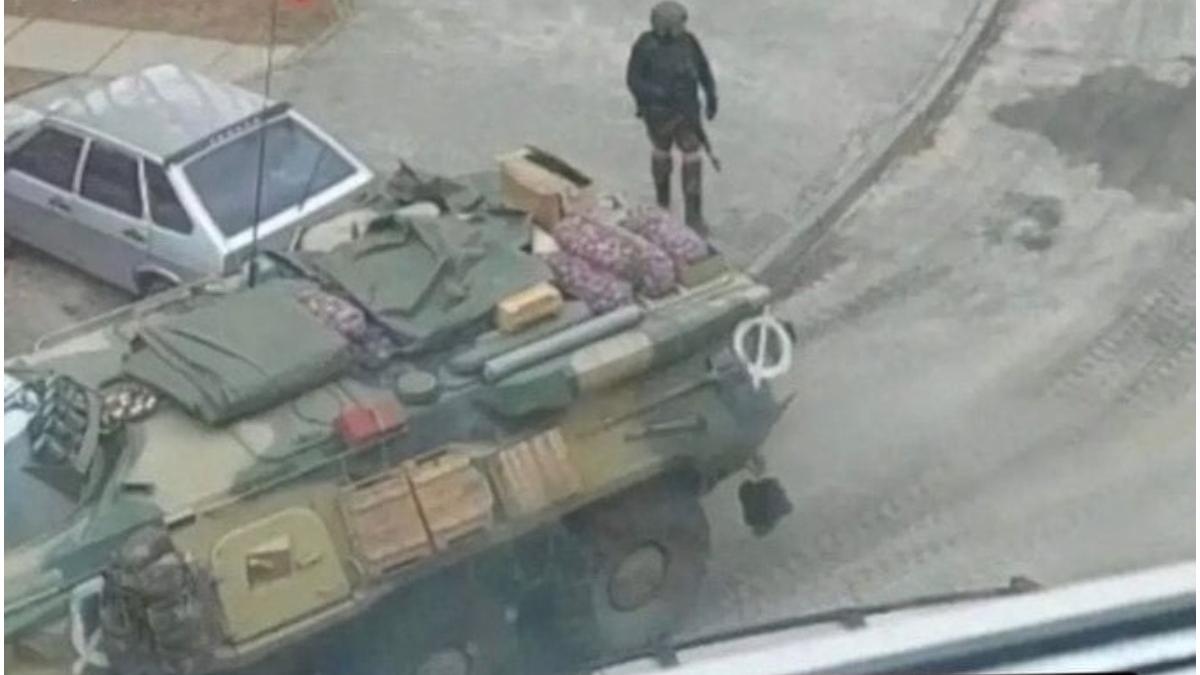 soldati rusi ucideri furturi jefuit orase trecere tancuri